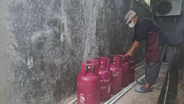 Bahlil Pertanyakan Kenaikan Harga Gas 12 Kg: Apakah Nonsubsidi untuk Orang Kaya atau Orang Miskin?