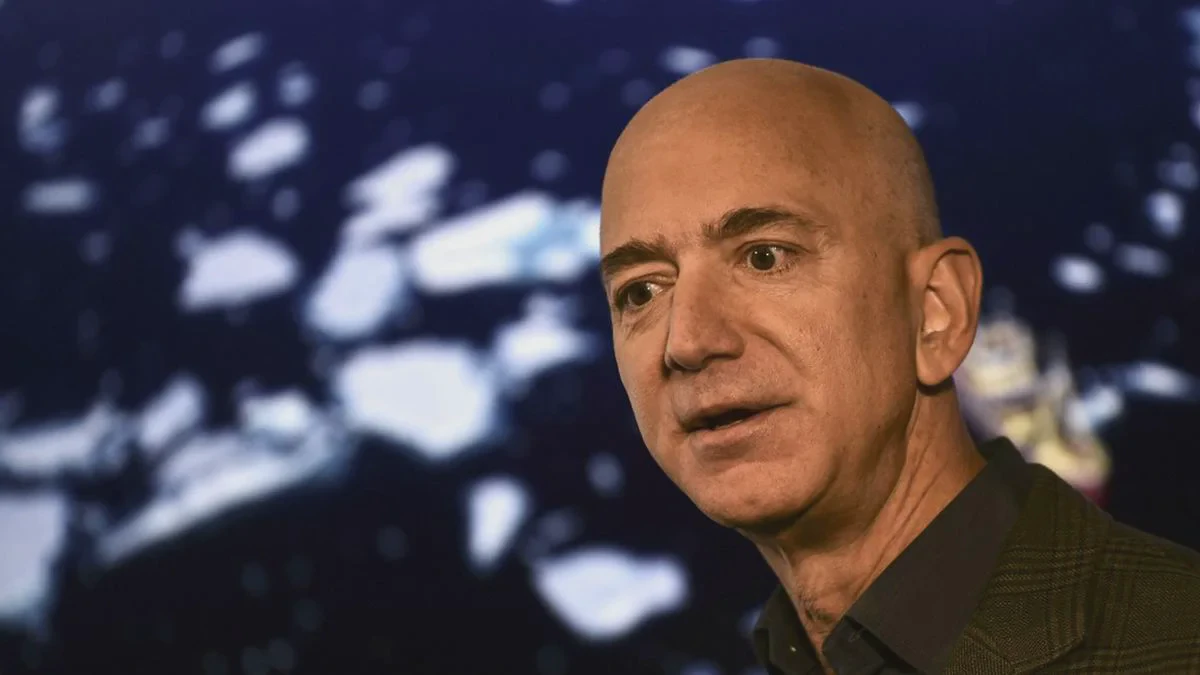 Duel Dua Miliarder Berebut Luar Angkasa, Amazon Siap Tantang SpaceX