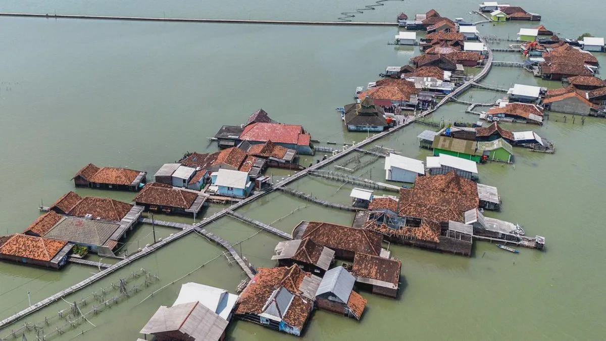 Potret Desa Timbulsloko di Demak yang Terancam Terendam Air Laut